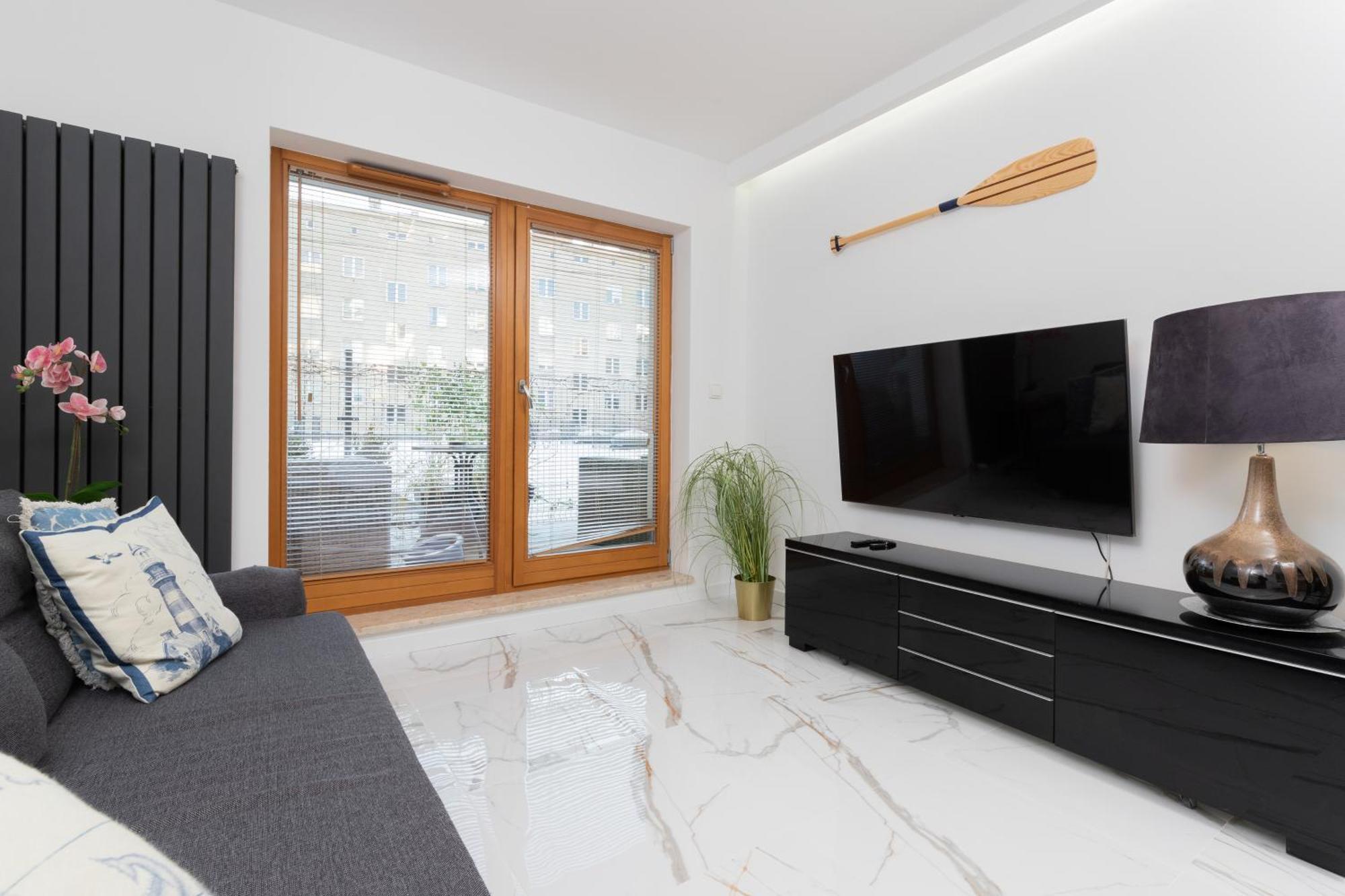 Batorego 7 Apartament With Terrace & Parking Downtown Gdynia By Renters Eksteriør bilde